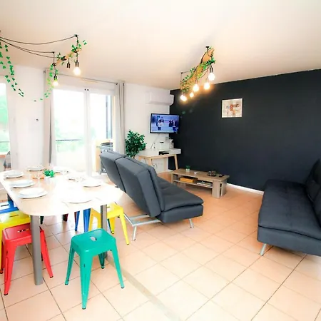 Piscine, Terrasse, Parking, 4 Lit, 1500m Cite,clim *